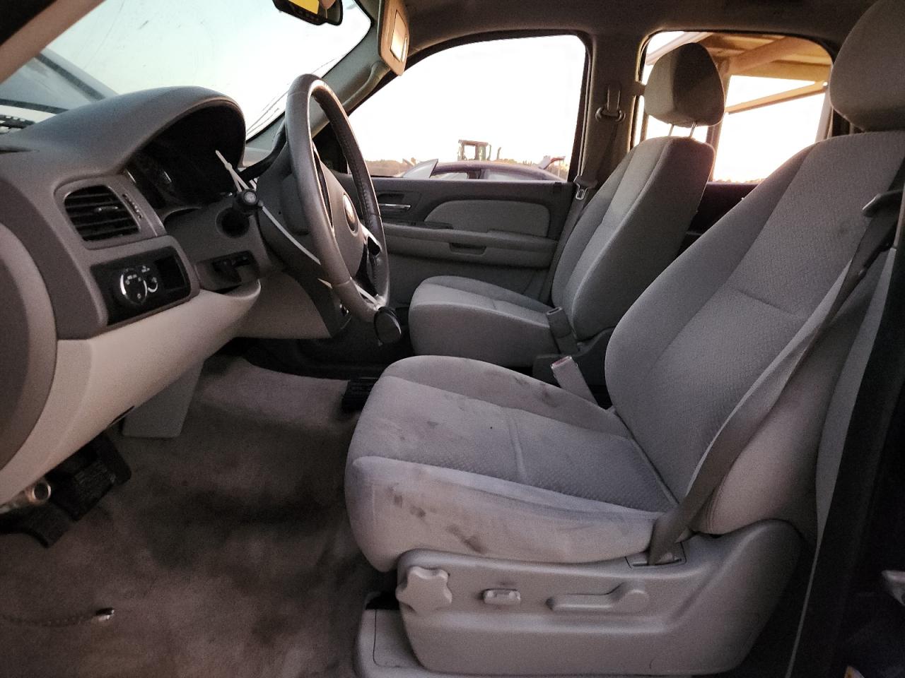 2008 Chevrolet Tahoe C1500 VIN: 1GNFC13C78J212789 Lot: 92911685