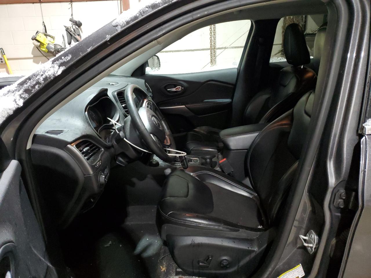 2019 Jeep Cherokee Latitude Plus VIN: 1C4PJMLB7KD398657 Lot: 92346225