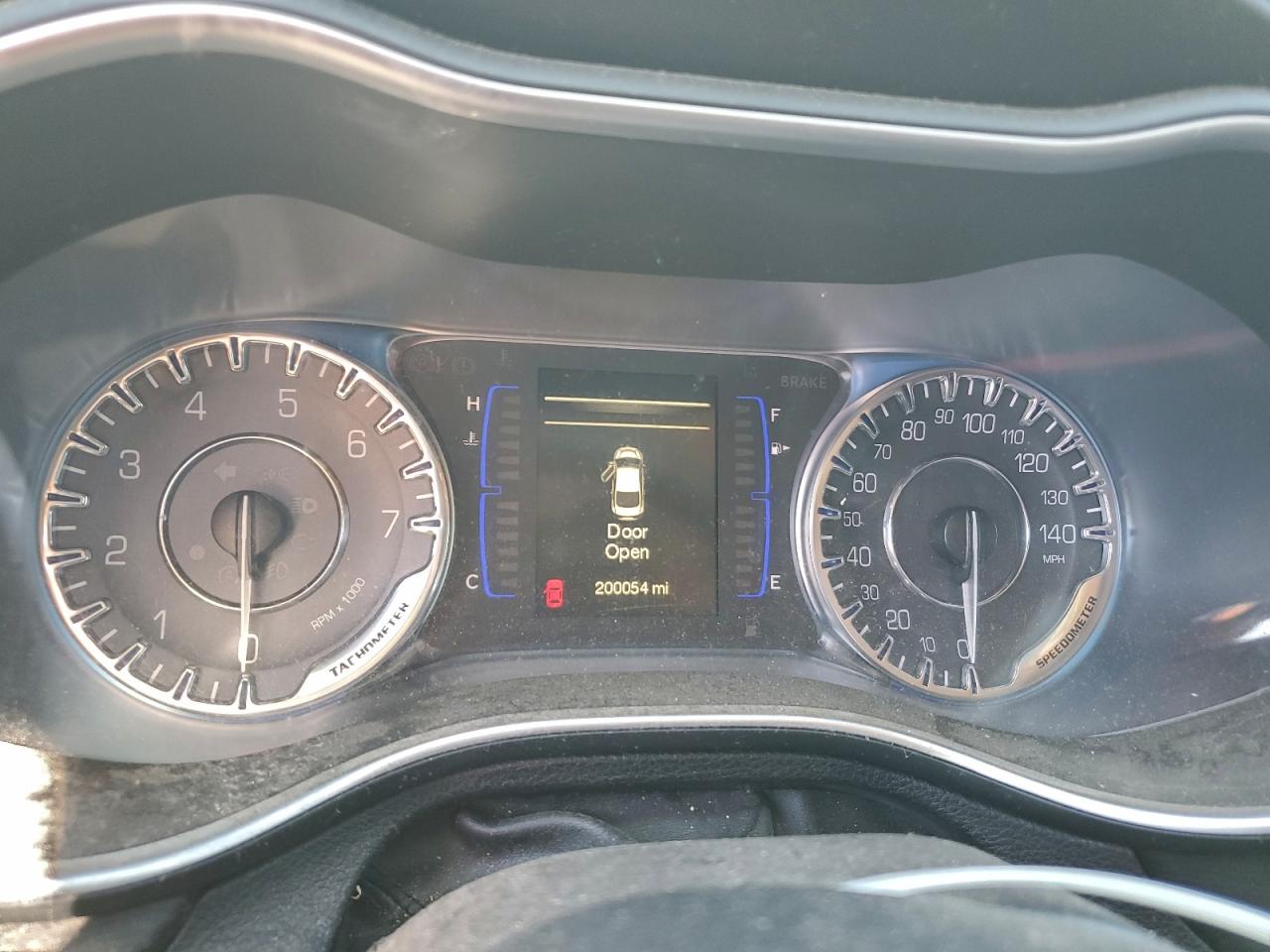 2015 Chrysler 200 Limited VIN: 1C3CCCAB9FN621355 Lot: 91730425