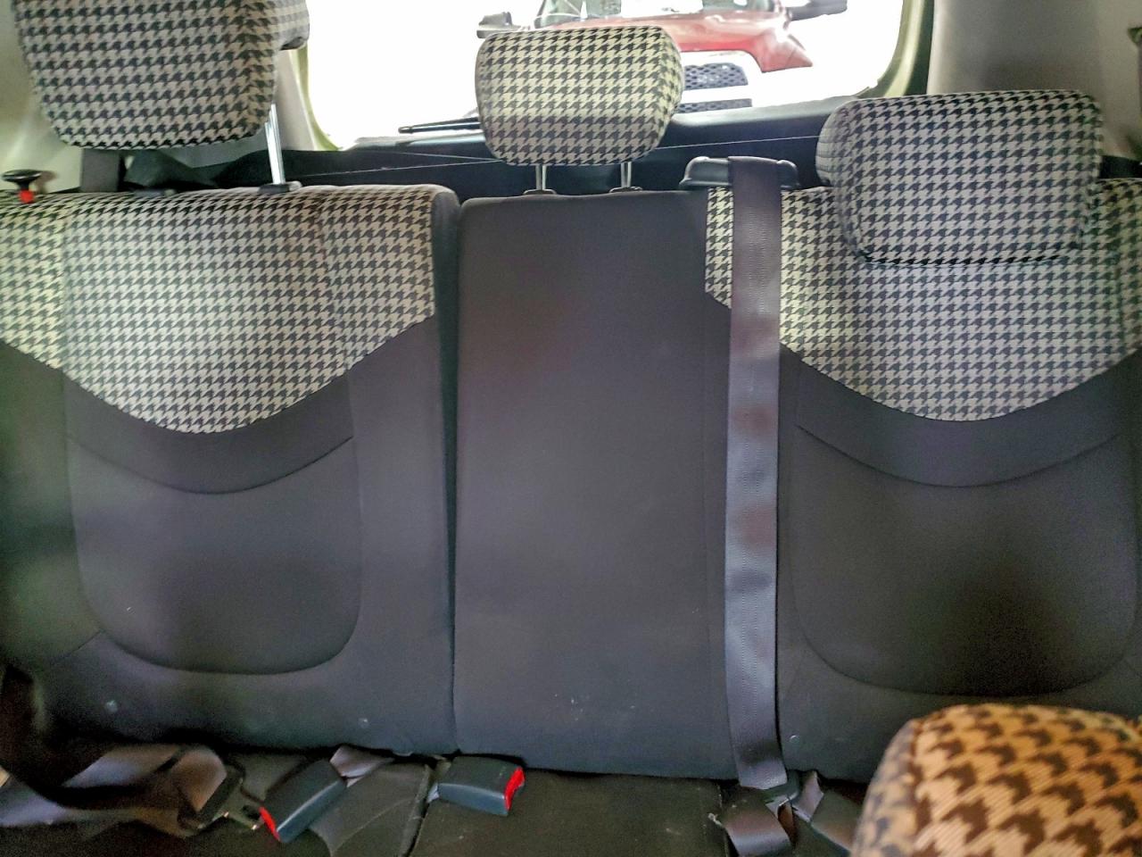 2010 Kia Soul + VIN: KNDJT2A2XA7099748 Lot: 93117625