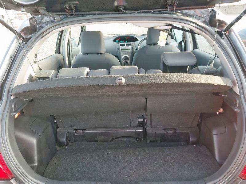 2009 TOYOTA YARIS TR