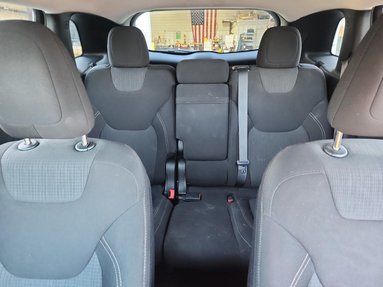 2017 Jeep Cherokee Latitude VIN: 1C4PJLCB3HD214527 Lot: 91777325