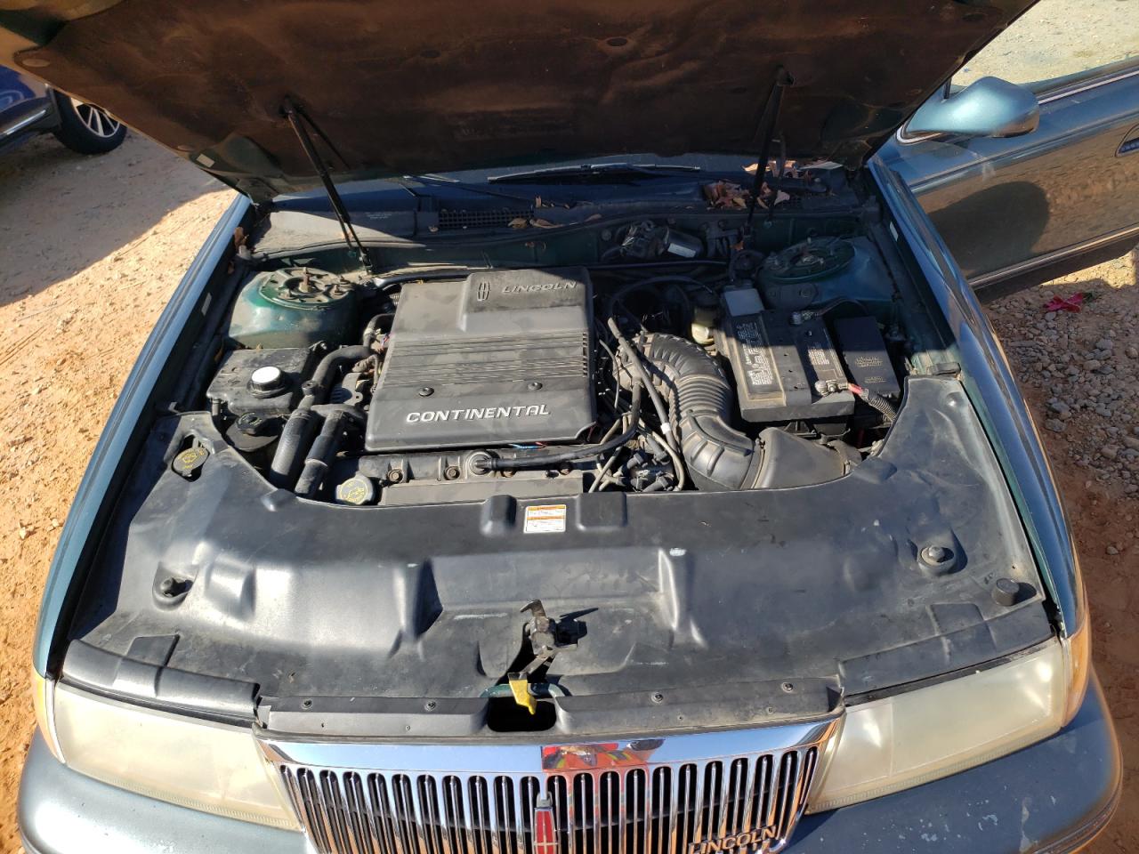 1995 Lincoln Continental VIN: 1LNLM97V0SY745547 Lot: 93216315