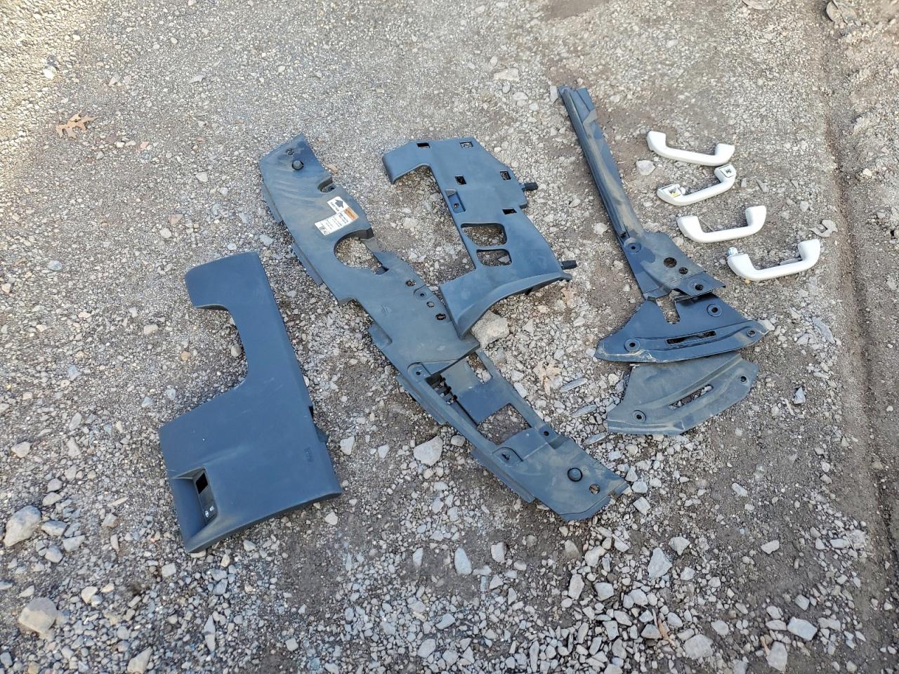 2022 Honda Accord Lx VIN: 1HGCV1F17NA038588 Lot: 94071975