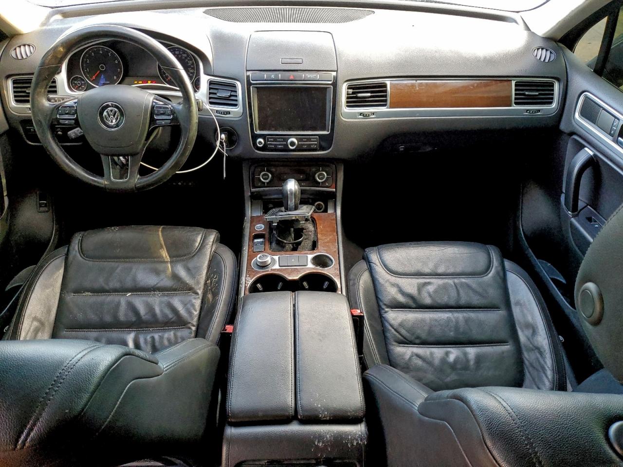 2015 Volkswagen Touareg V6 VIN: WVGEF9BP3FD004995 Lot: 94332835