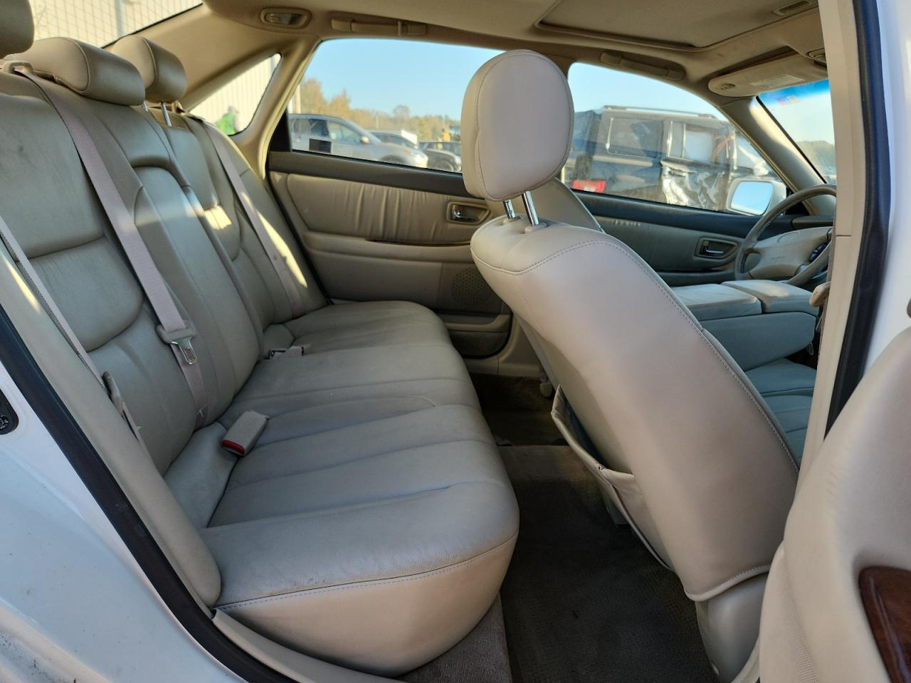 2000 Toyota Avalon Xl VIN: 4T1BF28B1YU081566 Lot: 92681145