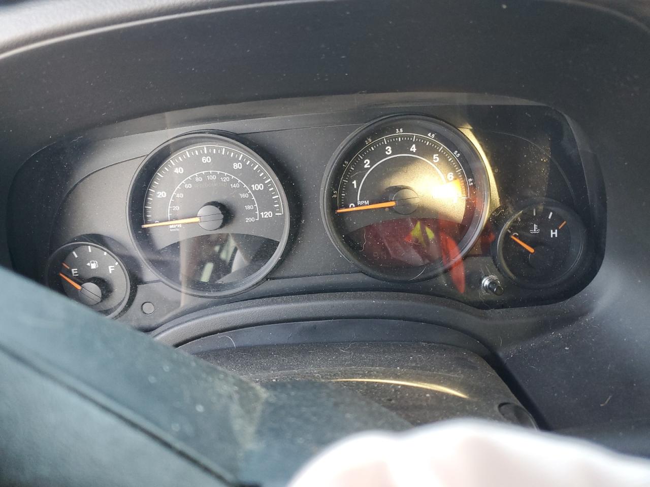 2015 Jeep Patriot Latitude VIN: 1C4NJRFB0FD270833 Lot: 93594645