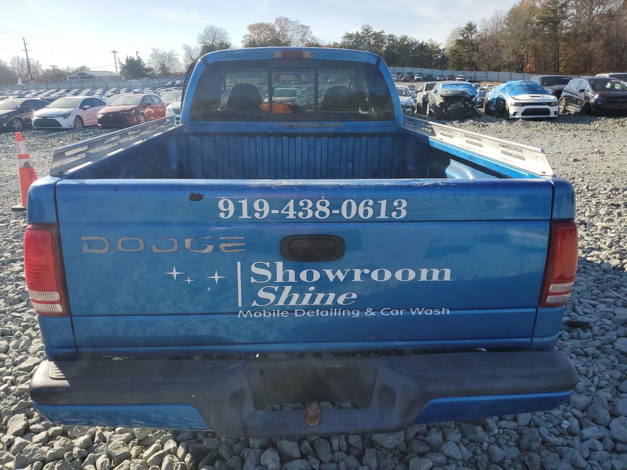 2000 Dodge Dakota VIN: 1B7GL22X3YS648783 Lot: 92923365