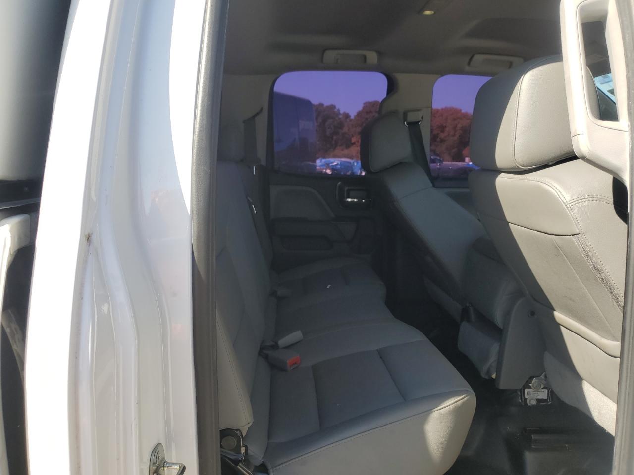 2018 Chevrolet Silverado C2500 Heavy Duty VIN: 1GC2CUEG5JZ261876 Lot: 90797845