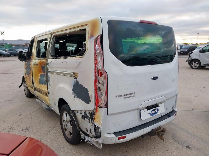 2016 FORD TOURNEO CUSTOM 2.0 TDCI 130PS LOW ROOF 8 SEATER TITANIUM