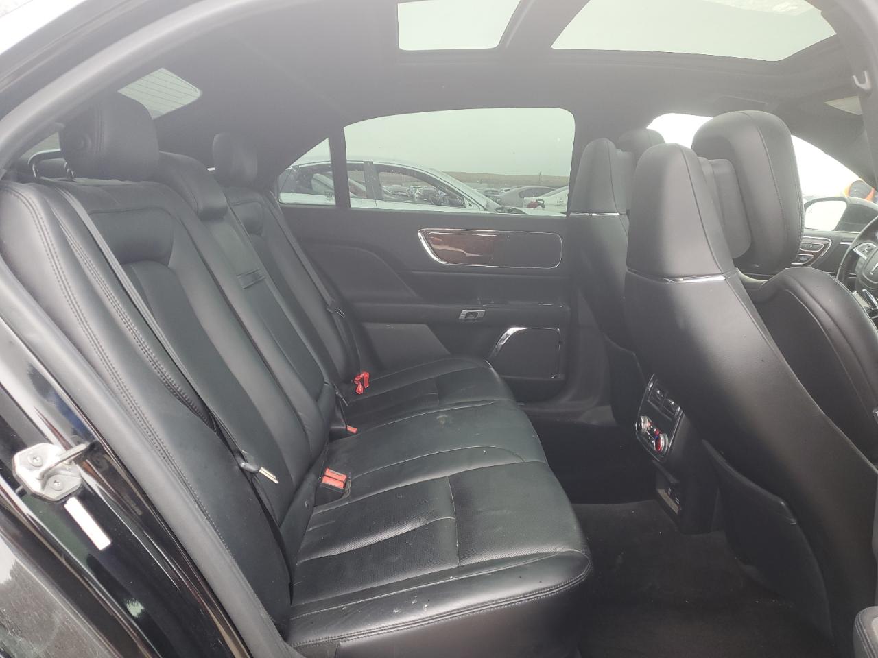 2017 Lincoln Continental Reserve VIN: 1LN6L9NC1H5609715 Lot: 93243245