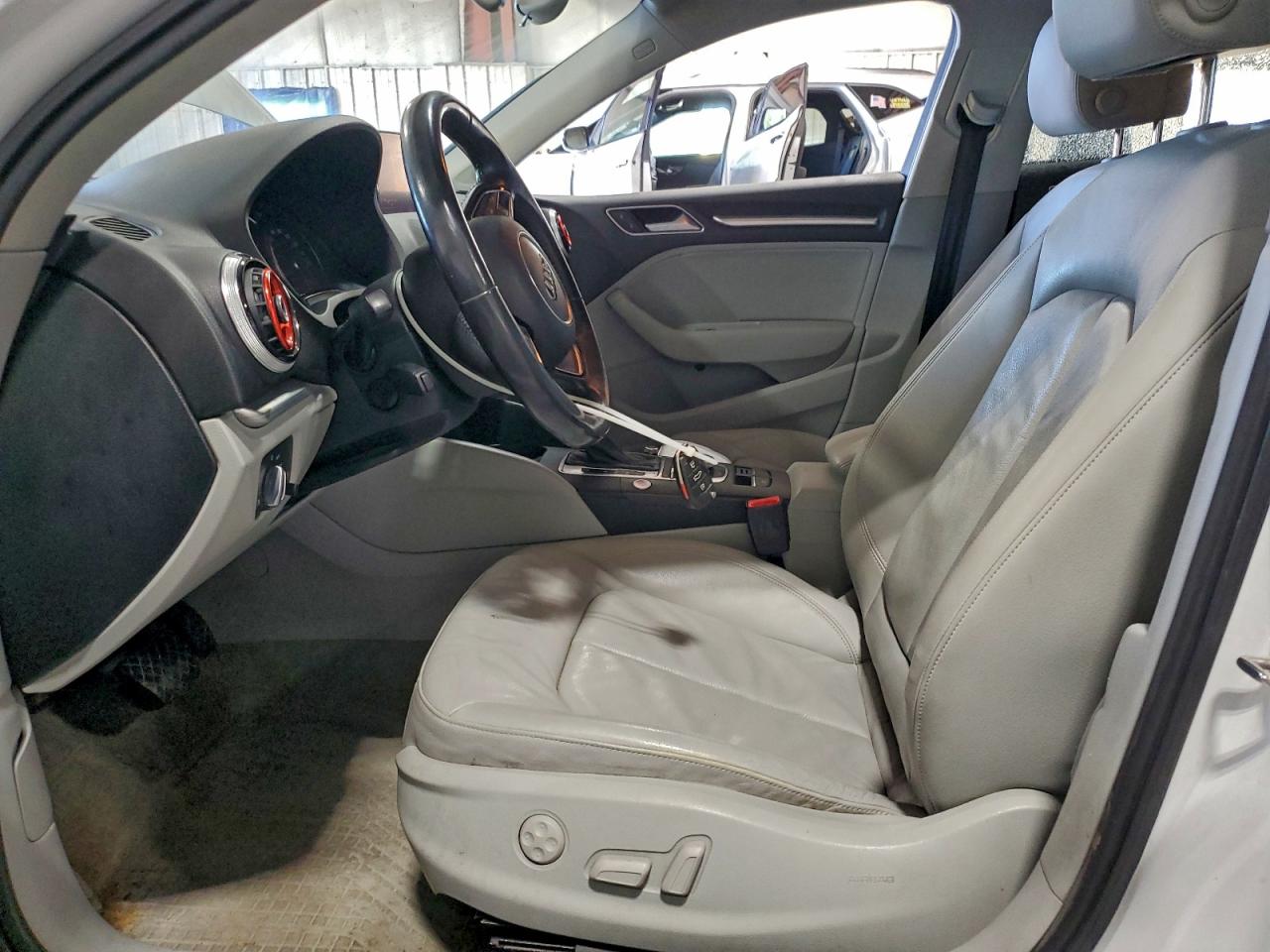 2015 Audi A3 Premium Plus VIN: WAUEFGFF2F1054120 Lot: 93615155