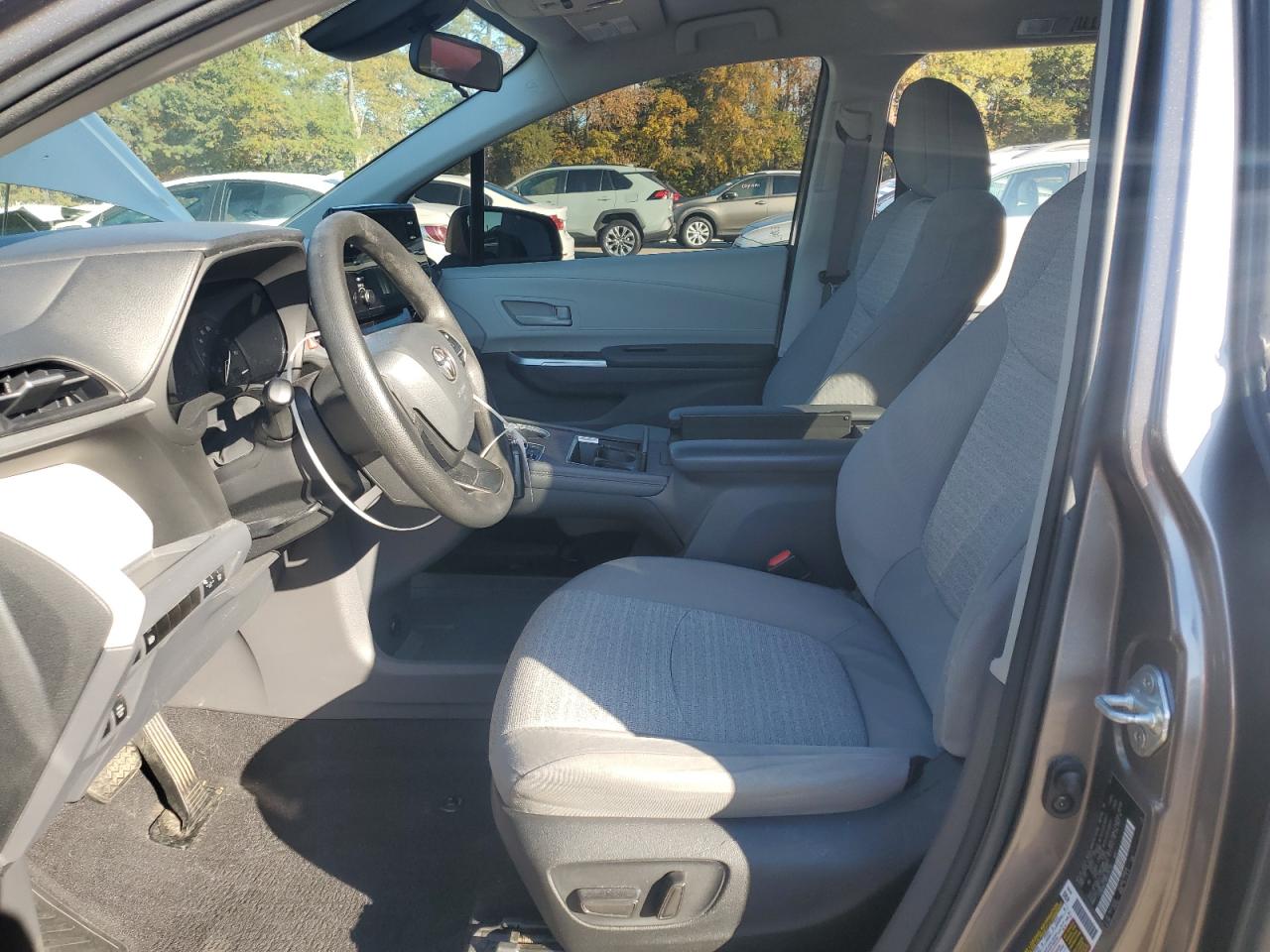 2022 Toyota Sienna Le VIN: 5TDKRKEC0NS115215 Lot: 91596065