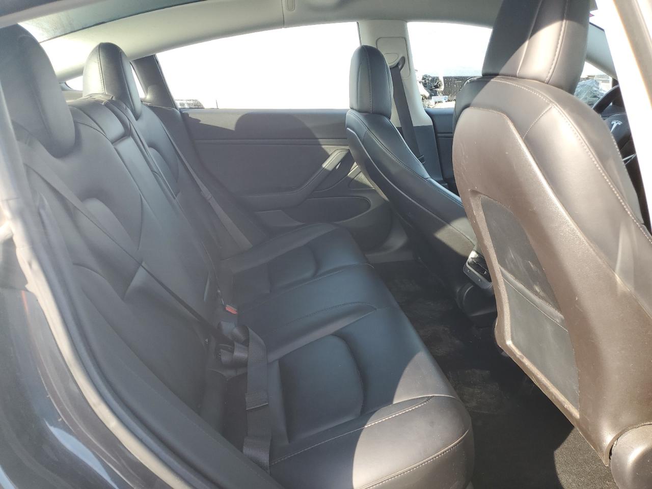 2018 Tesla Model 3 VIN: 5YJ3E1EB1JF087148 Lot: 87414135