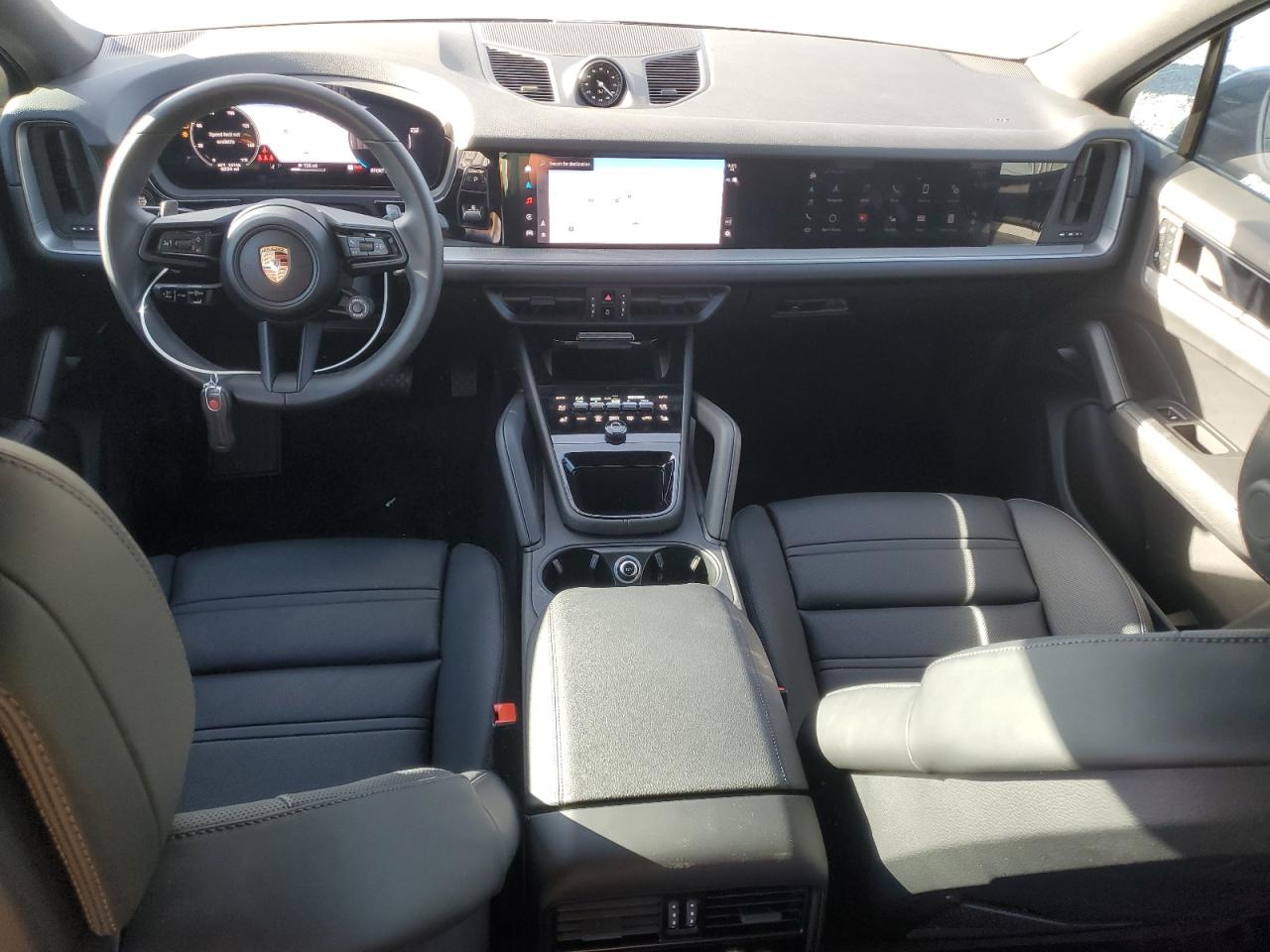 2025 Porsche Cayenne Coupe VIN: WP1BA2AY2SDA32240 Lot: 93036335