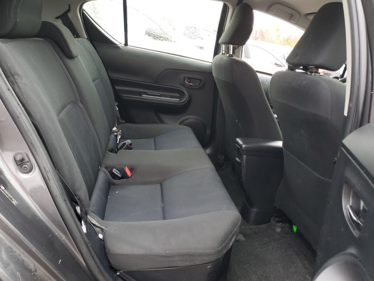 2015 Toyota Prius C VIN: JTDKDTB39F1087826 Lot: 90902865