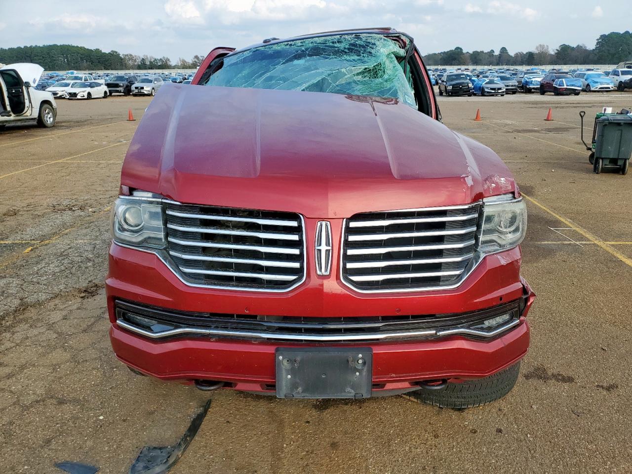 2015 Lincoln Navigator VIN: 5LMJJ2HT2FEJ07728 Lot: 93632465