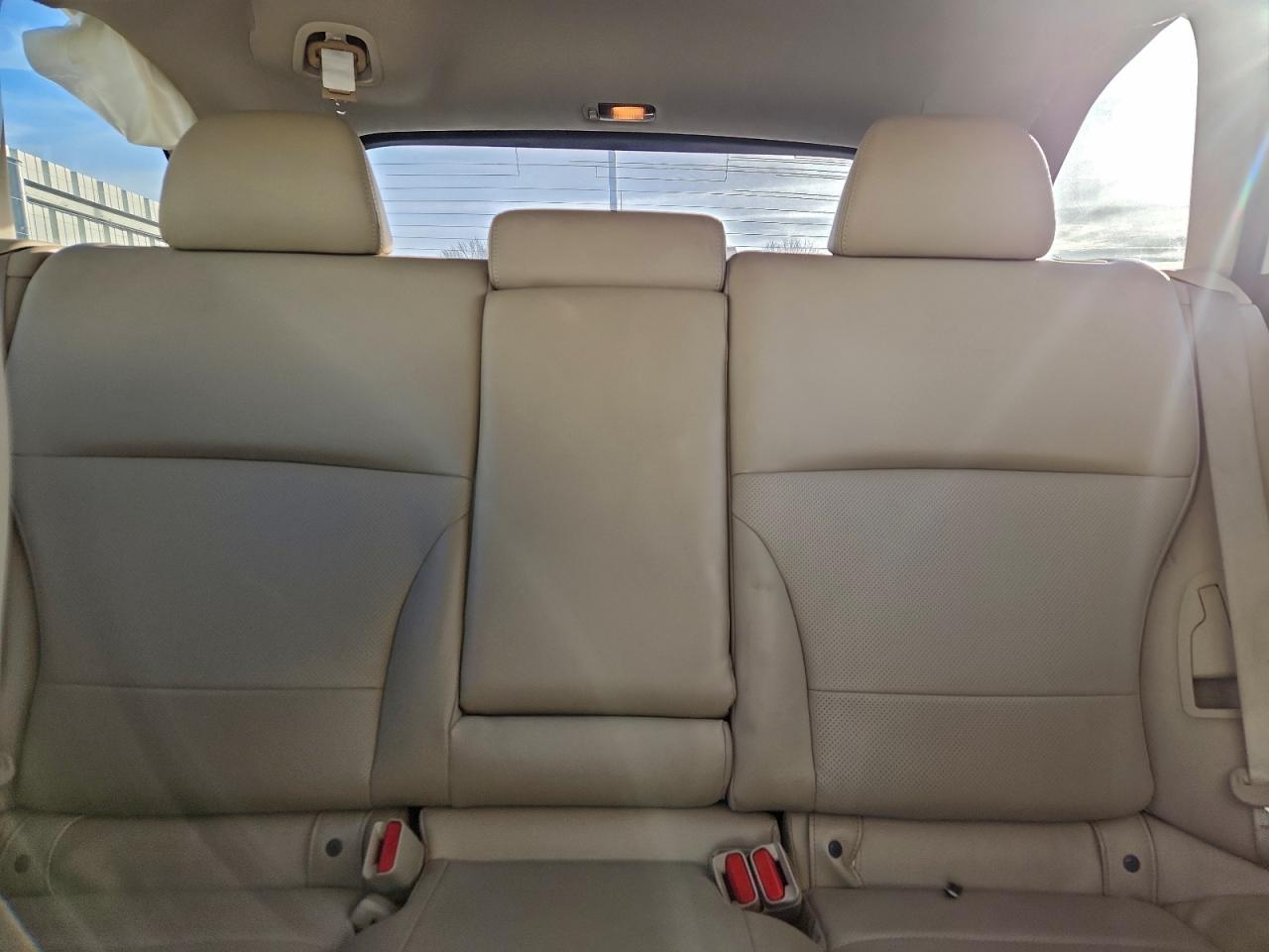 2017 Subaru Outback 2.5I Limited VIN: 4S4BSAKCXH3227590 Lot: 93290615