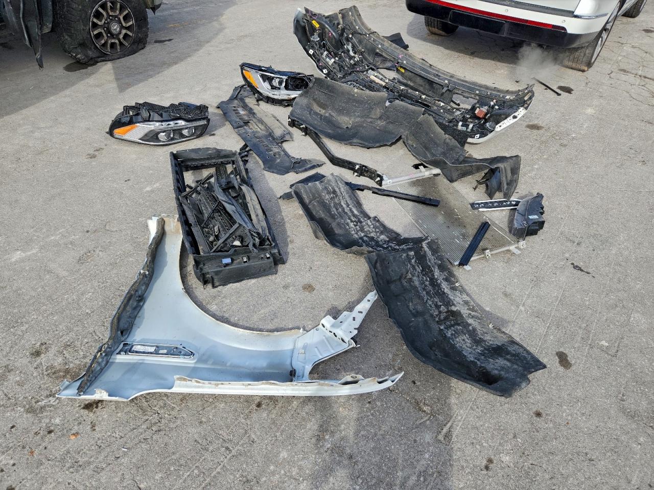 2024 Lincoln Navigator L Reserve VIN: 5LMJJ3LG9REL13682 Lot: 93626865