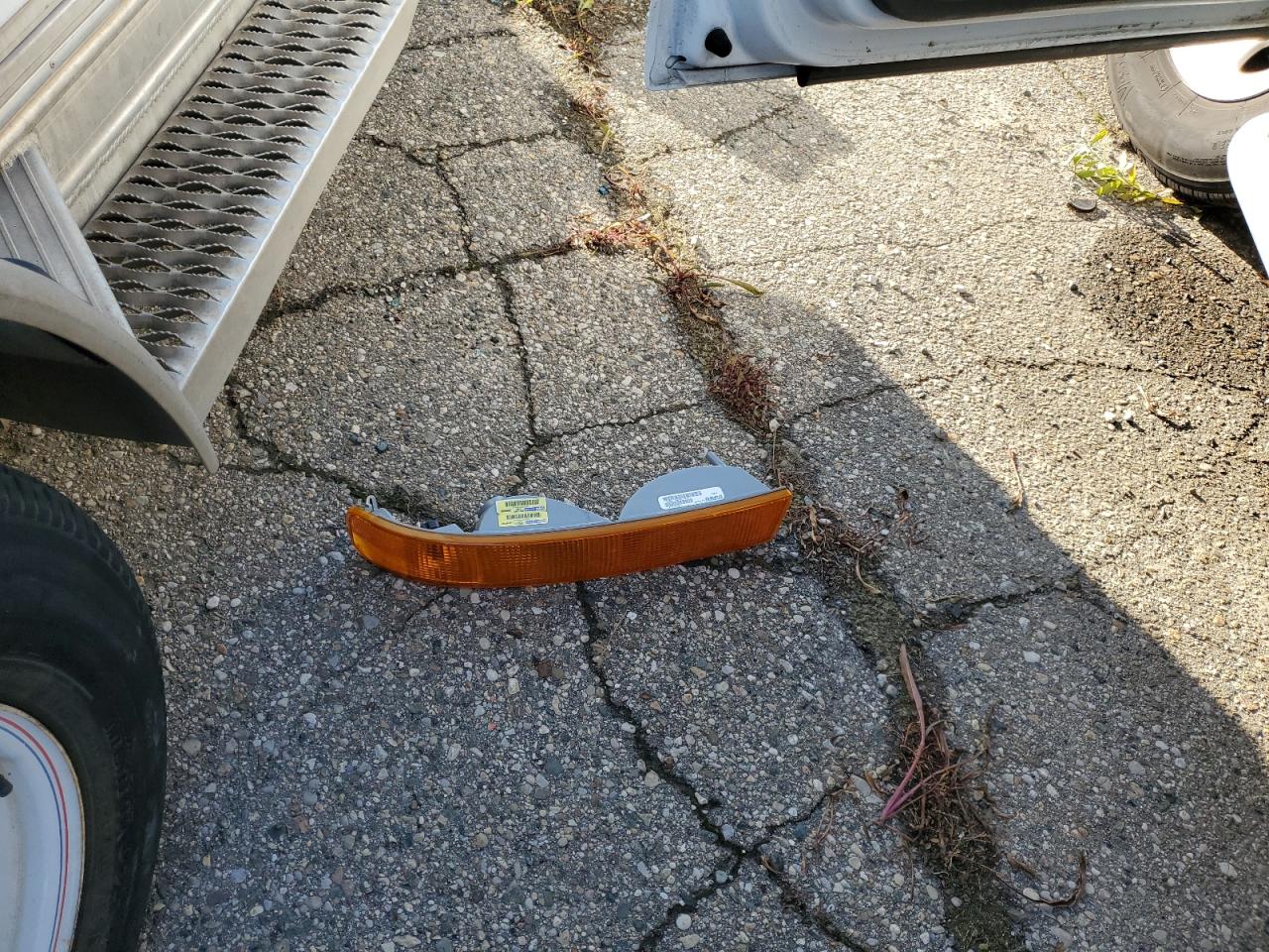 2024 GMC Savana G2500 VIN: 1GTW7AFPXR1282588 Lot: 92504525