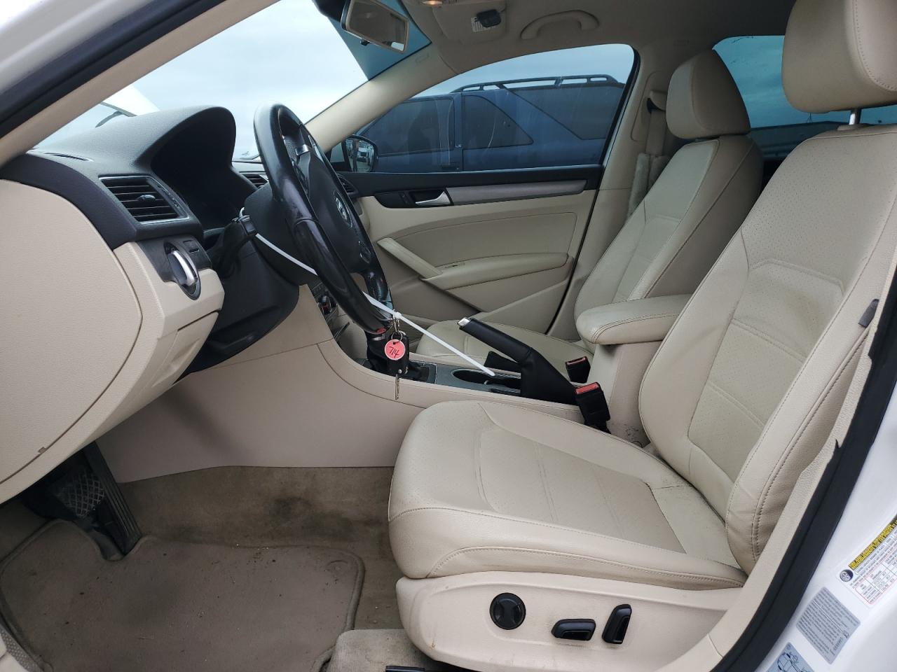 2015 Volkswagen Passat Se VIN: 1VWBT7A34FC053709 Lot: 93135245