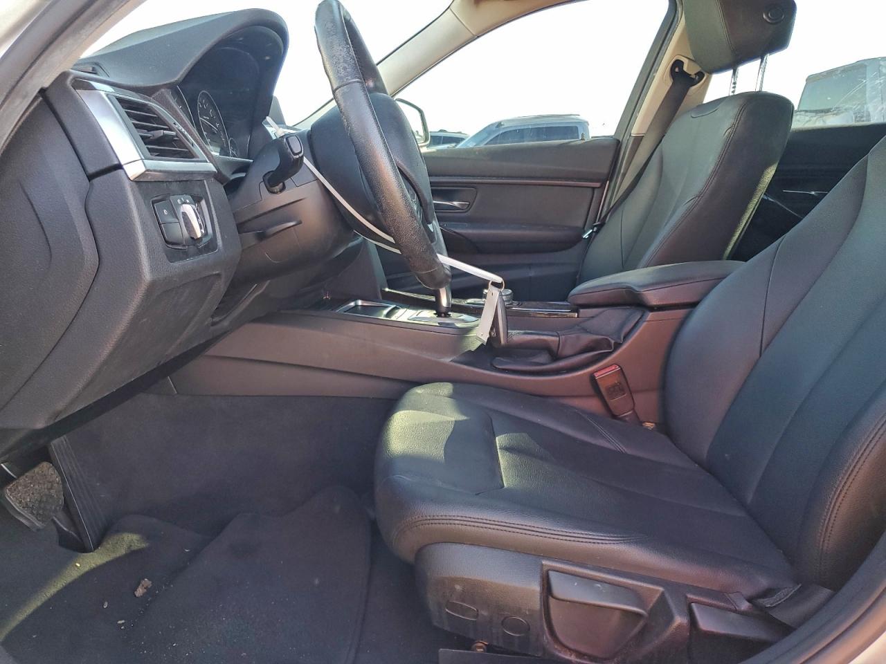 2017 BMW 320 I VIN: WBA8E1G30HNU16250 Lot: 93833585