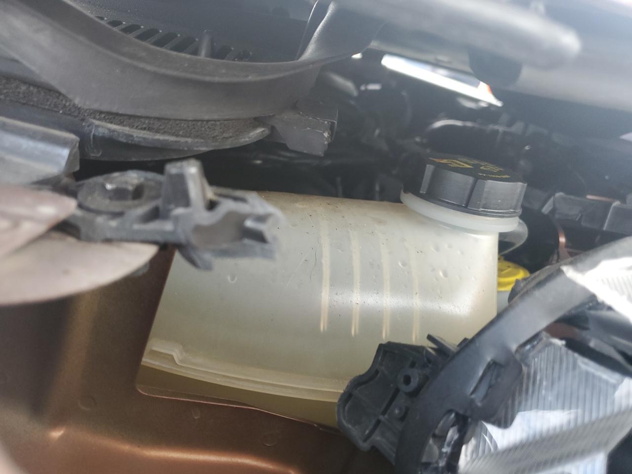 2017 Ford Escape S VIN: 1FMCU0F71HUB85388 Lot: 91882015