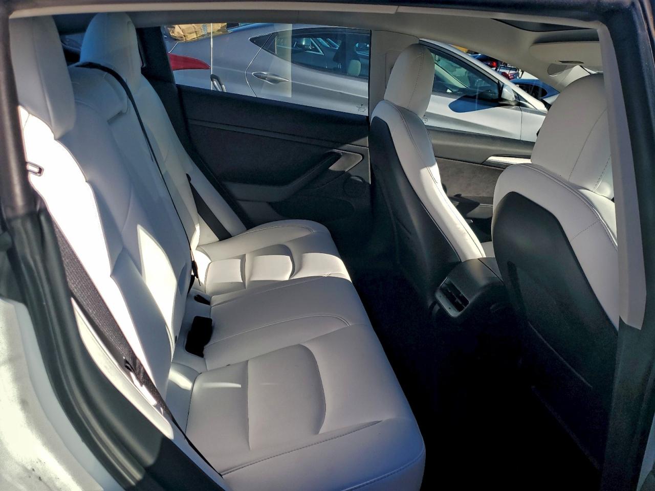 2021 Tesla Model 3 VIN: 5YJ3E1EB9MF020141 Lot: 93240415