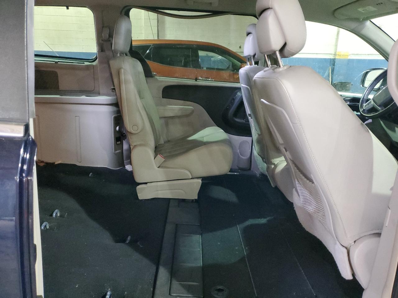 2012 Chrysler Town & Country Touring L VIN: 2C4RC1CG7CR339376 Lot: 92045745