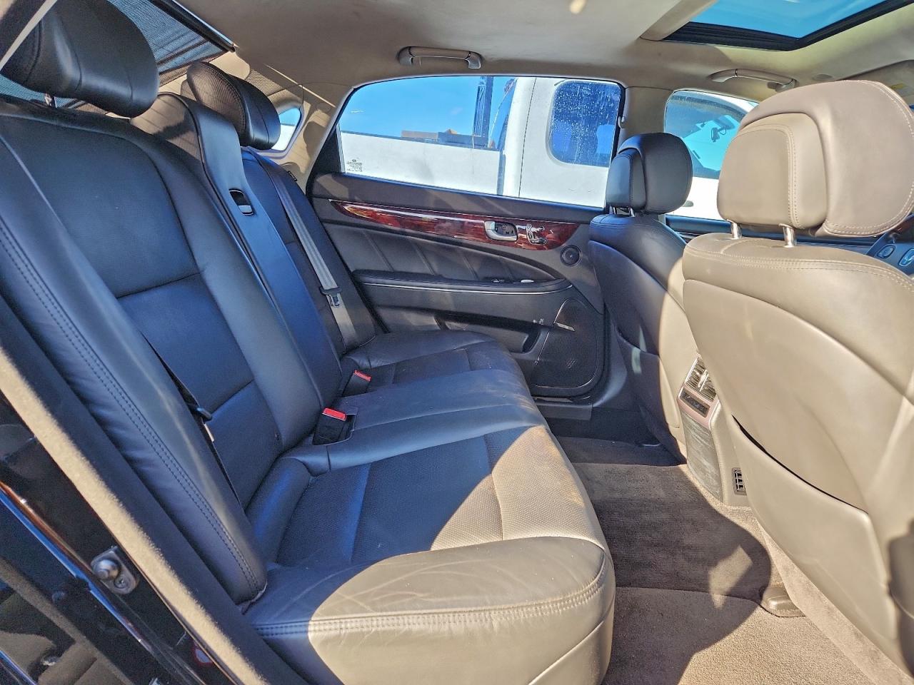 2015 Hyundai Equus Signature VIN: KMHGH4JH4FU091693 Lot: 94696605