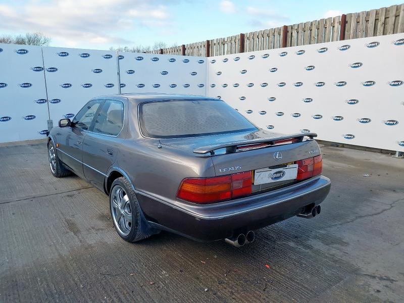 1990 LEXUS LS 4.0 V8 4DR AUTO
