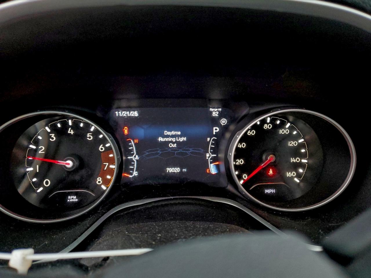 2018 Jeep Compass Limited VIN: 3C4NJCCB2JT240463 Lot: 94029445