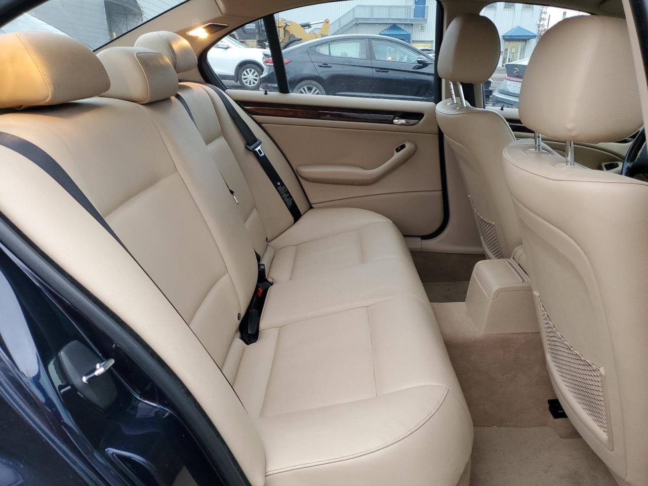 2004 BMW 325 Xi VIN: WBAEU334X4PR13756 Lot: 91996105