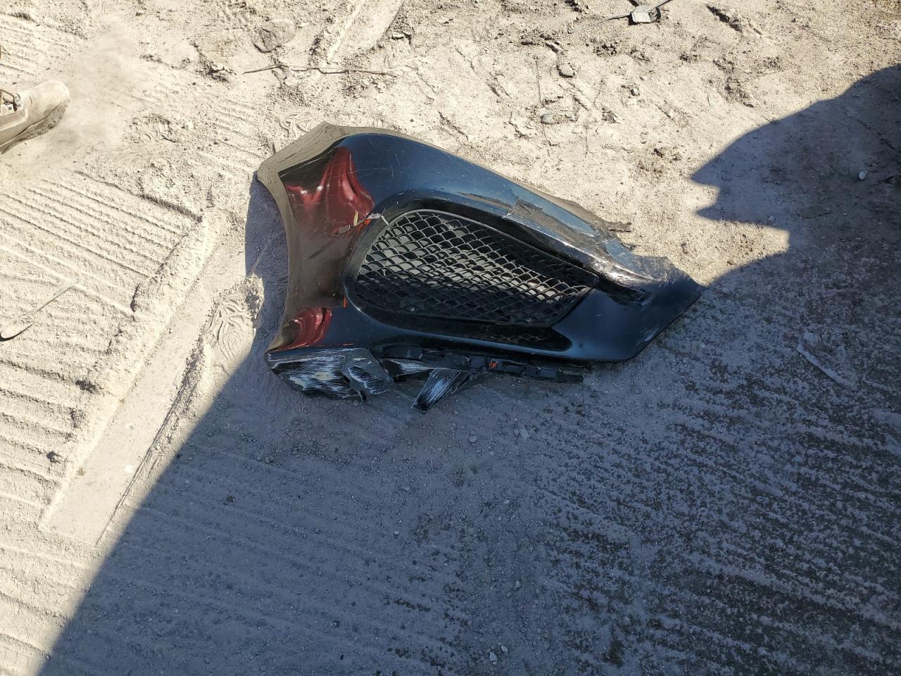 2014 Mercedes-Benz E 350 VIN: WDDHF5KB5EA868922 Lot: 92831015