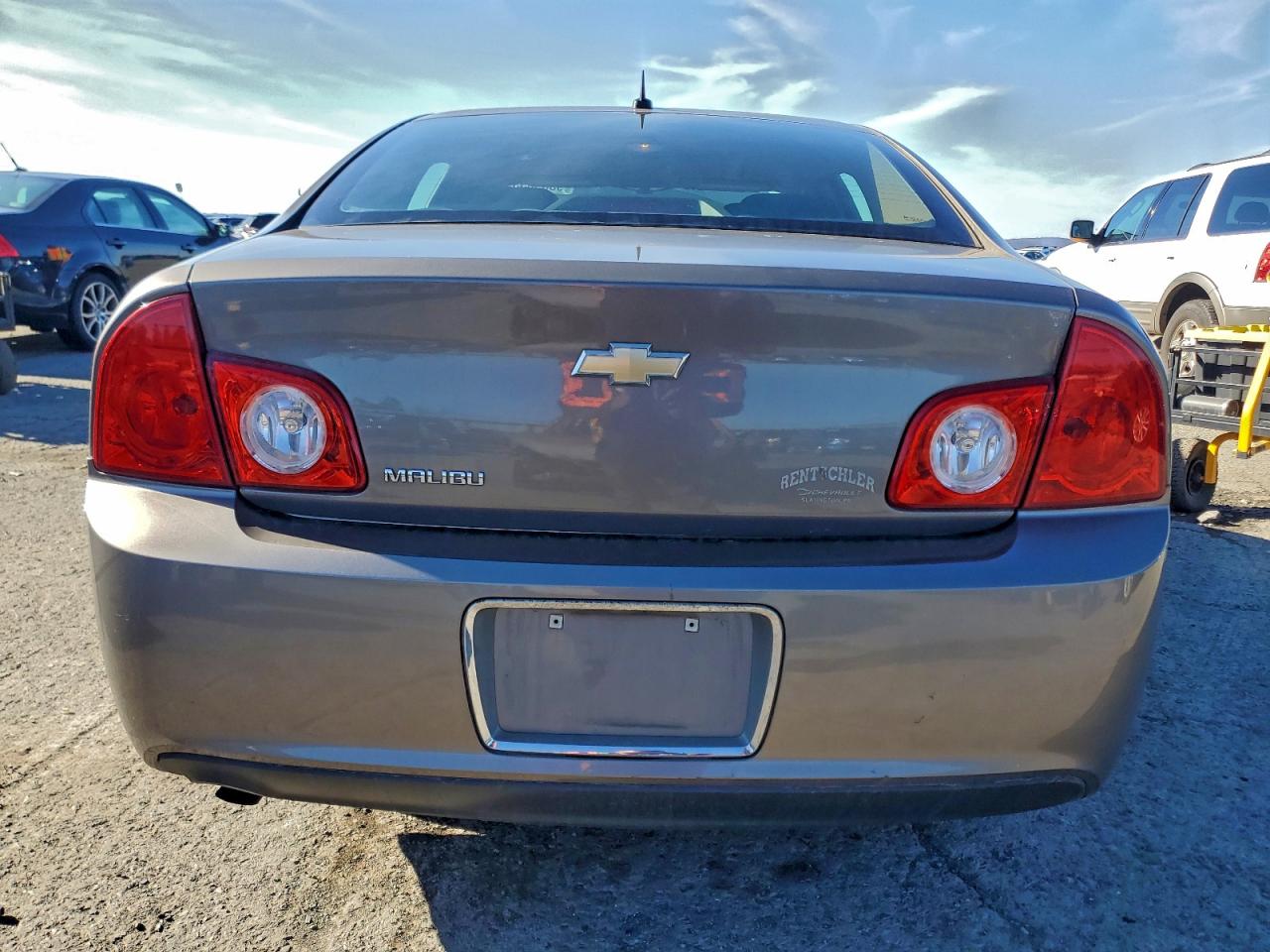2010 Chevrolet Malibu Ls VIN: 1G1ZB5EB3AF101131 Lot: 93696335