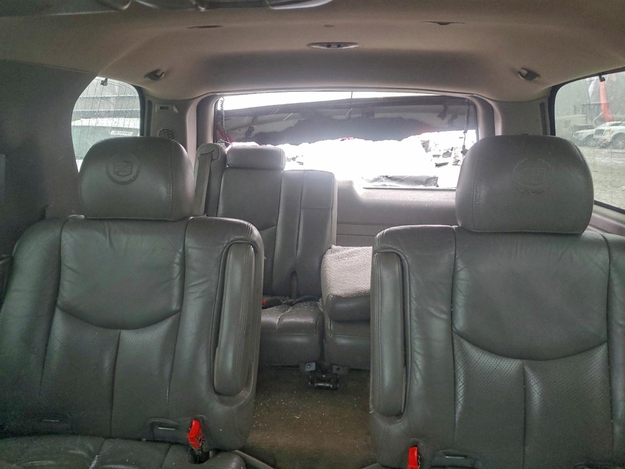 2005 Cadillac Escalade Luxury VIN: 1GYEK63N65R136057 Lot: 94129665