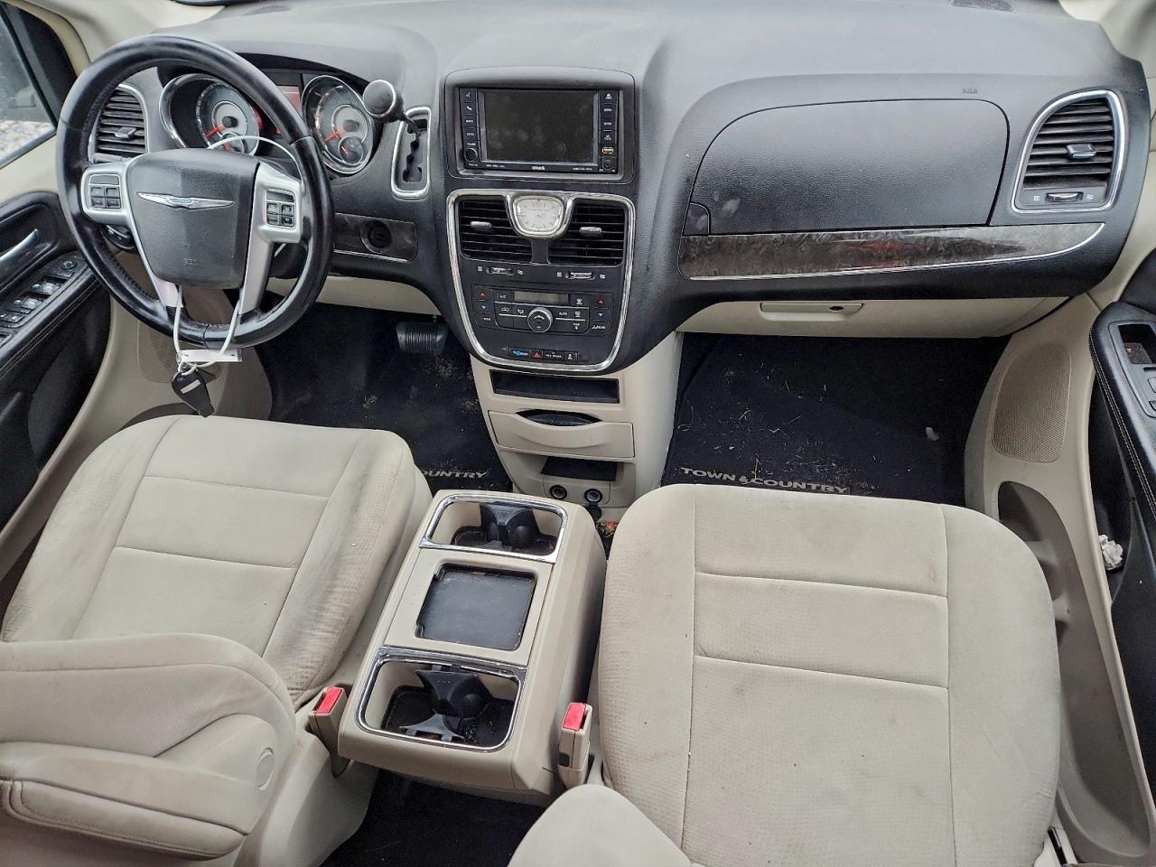 2011 Chrysler Town & Country Touring VIN: 2A4RR5DG7BR701817 Lot: 94025055