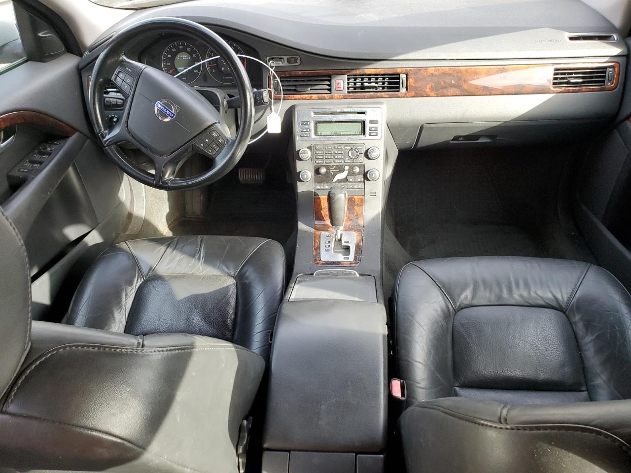 2010 Volvo V70 3.2 VIN: YV1982BW9A1164169 Lot: 90707955