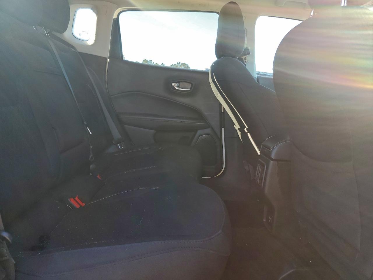 2020 Jeep Compass Sport VIN: 3C4NJCAB9LT147607 Lot: 93628245
