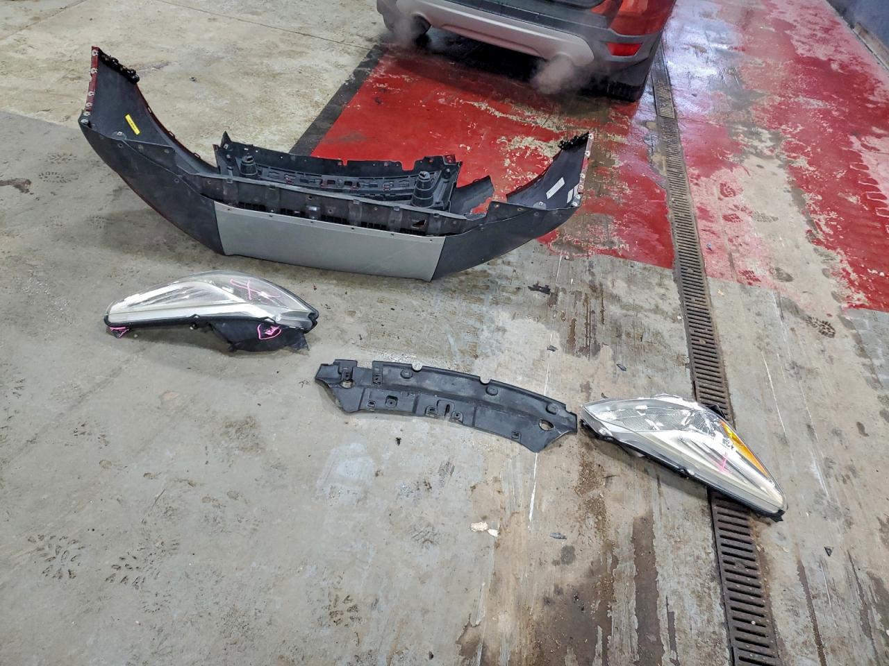 2016 Ford Escape Se VIN: 1FMCU9GX8GUA43444 Lot: 94274155