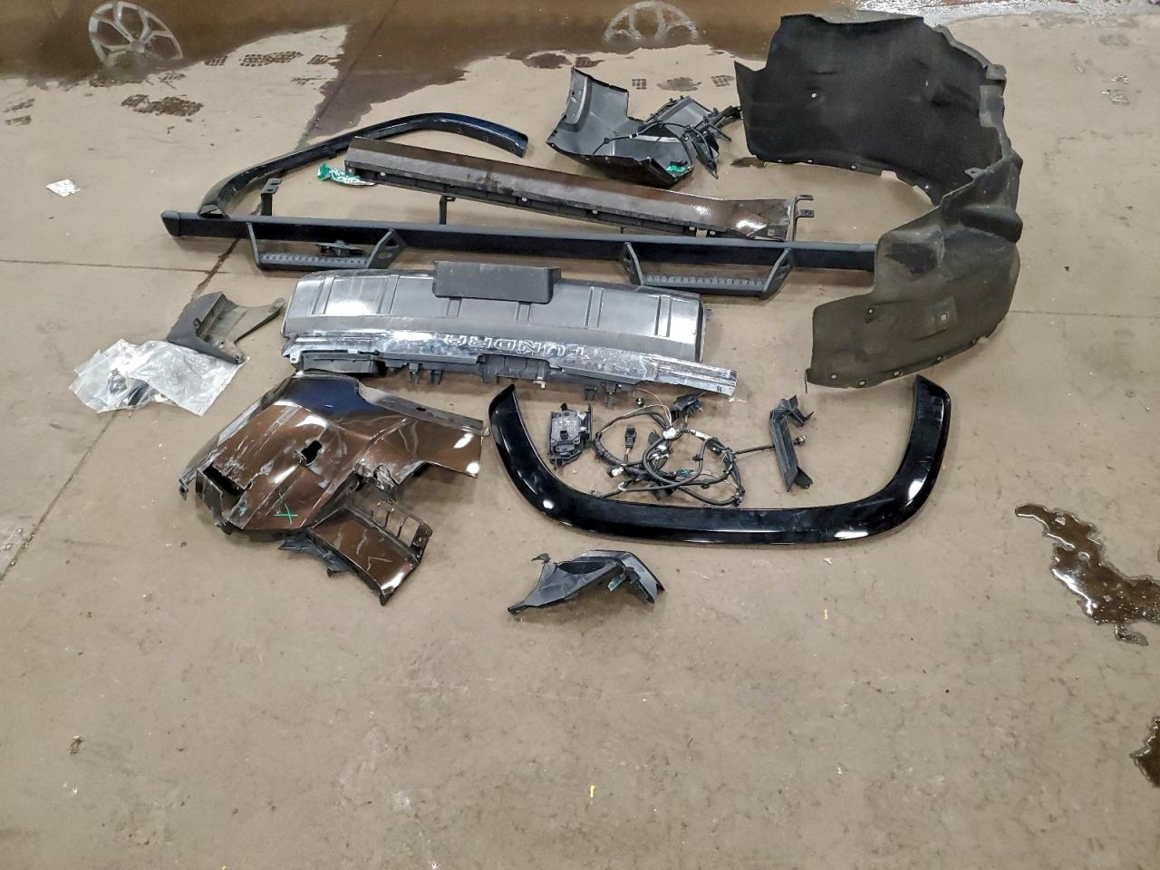 2023 Toyota Tundra Crewmax Platinum VIN: 5TFMC5DB4PX025812 Lot: 94493245