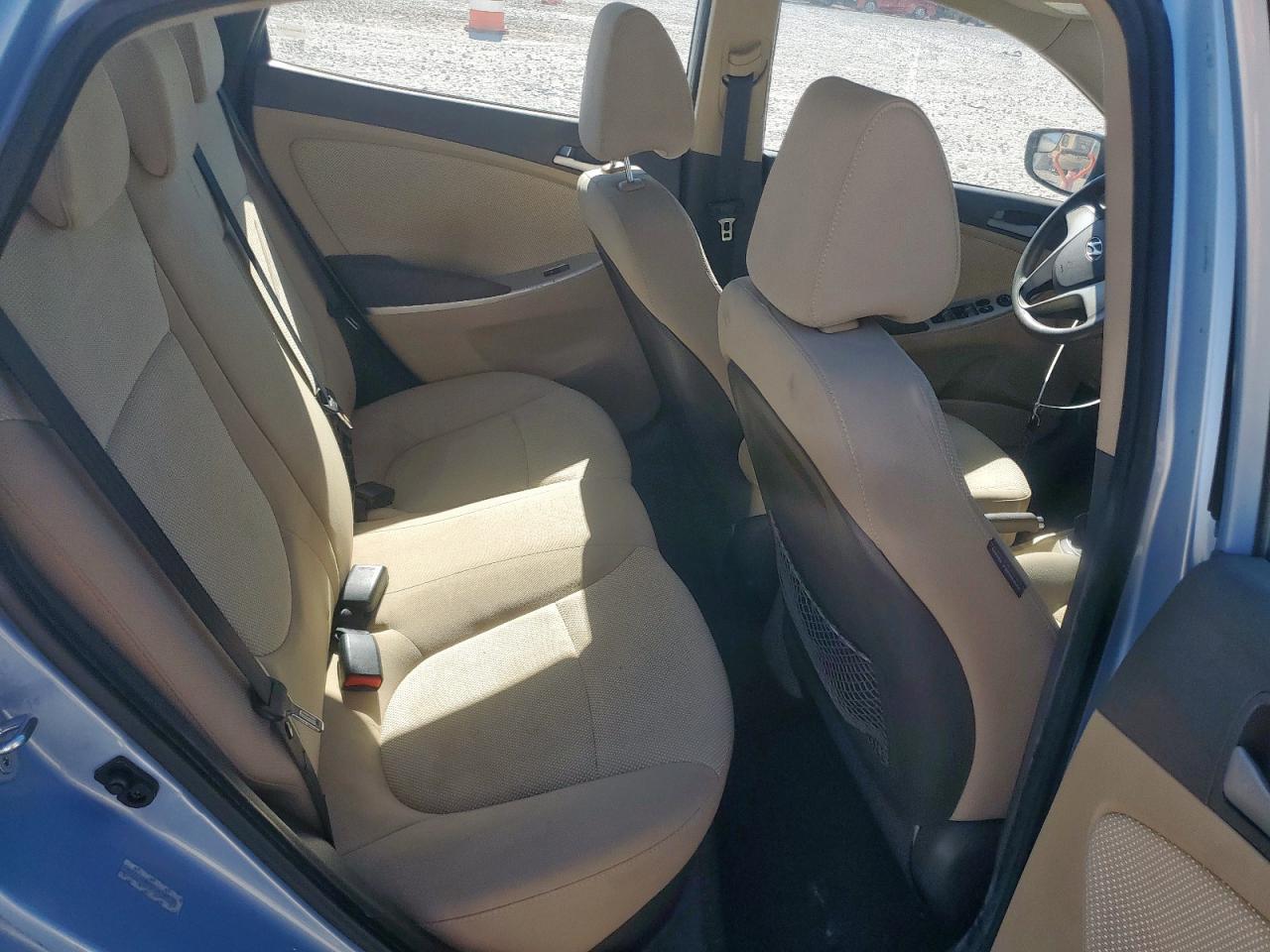 2014 Hyundai Accent Gls VIN: KMHCT4AE2EU616770 Lot: 91106655