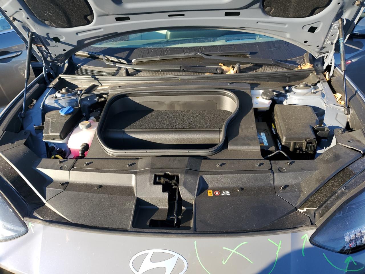 2025 Hyundai Ioniq 6 Limited VIN: KMHM54AC3SA092670 Lot: 93147505