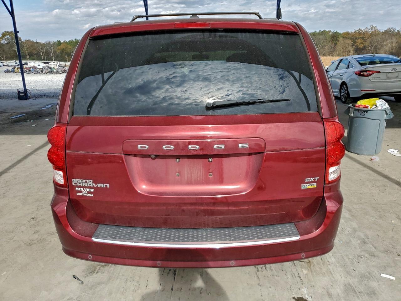 2018 Dodge Grand Caravan Sxt VIN: 2C4RDGCG0JR214961 Lot: 93711475