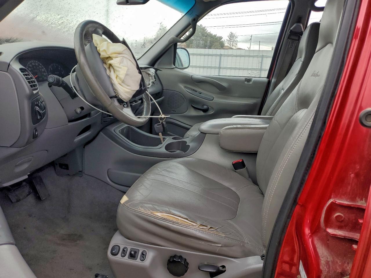 1998 Ford Expedition VIN: 1FMPU18LXWLB60154 Lot: 94729655