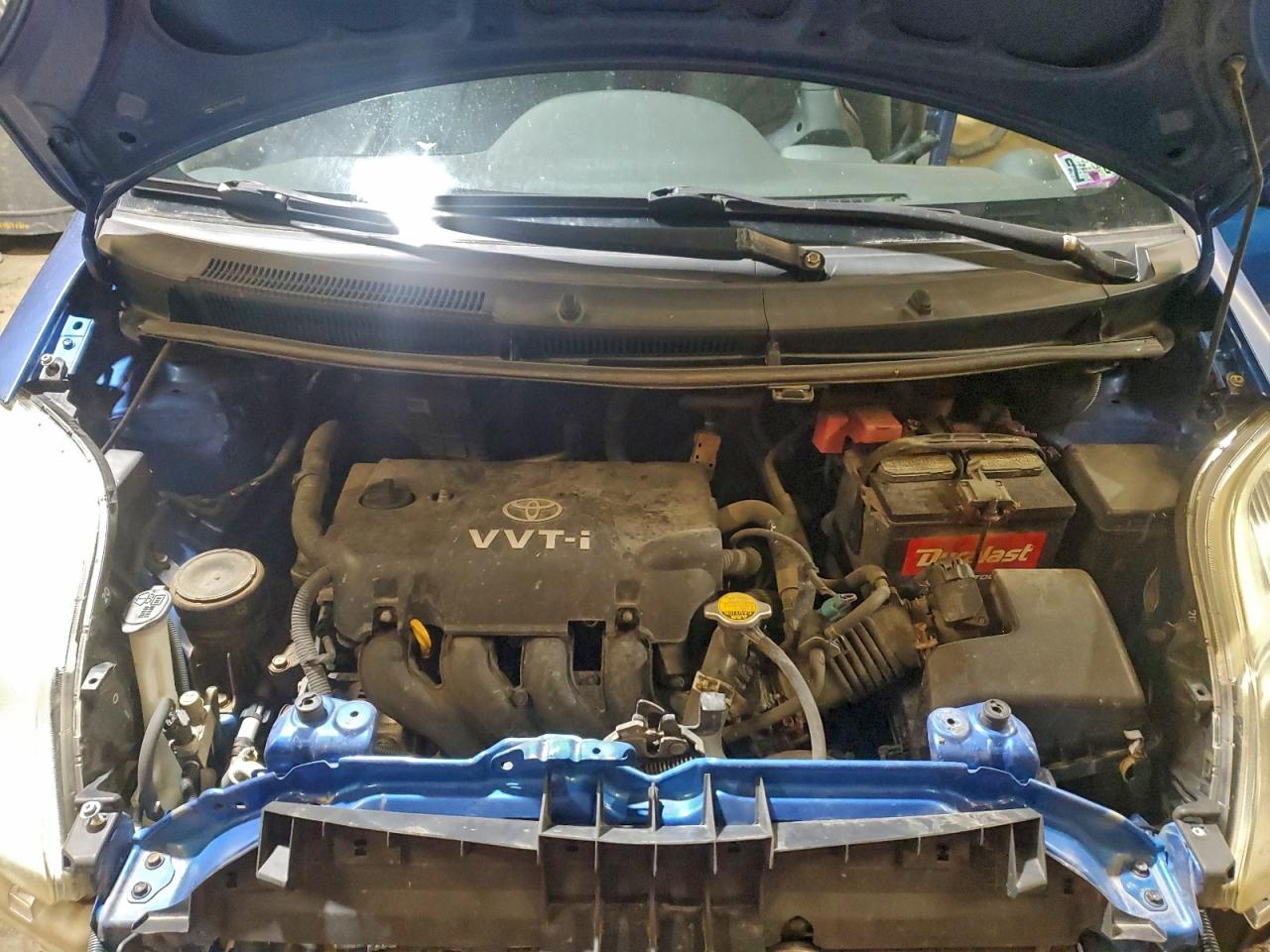 2008 Toyota Yaris VIN: JTDJT923985188703 Lot: 93898955