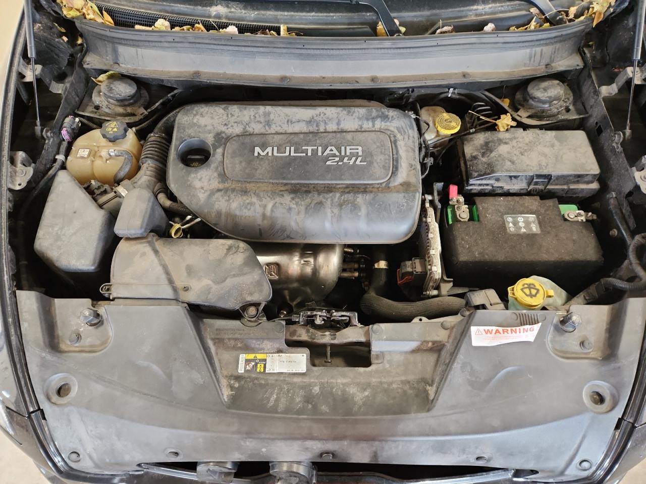 2015 Jeep Cherokee Latitude VIN: 1C4PJMCB0FW734692 Lot: 90143135