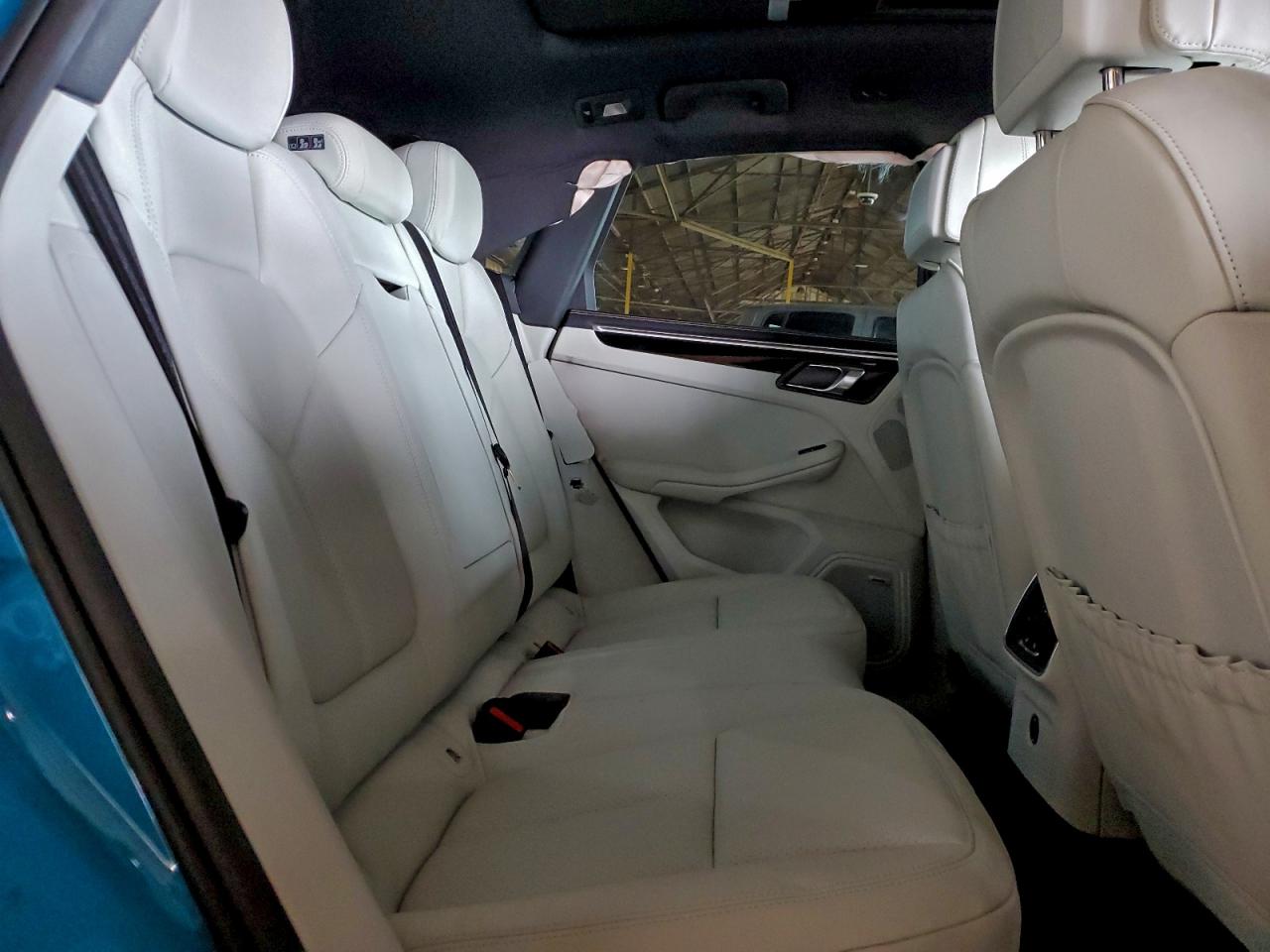 2022 Porsche Macan S VIN: WP1AG2A55NLB23139 Lot: 93777435