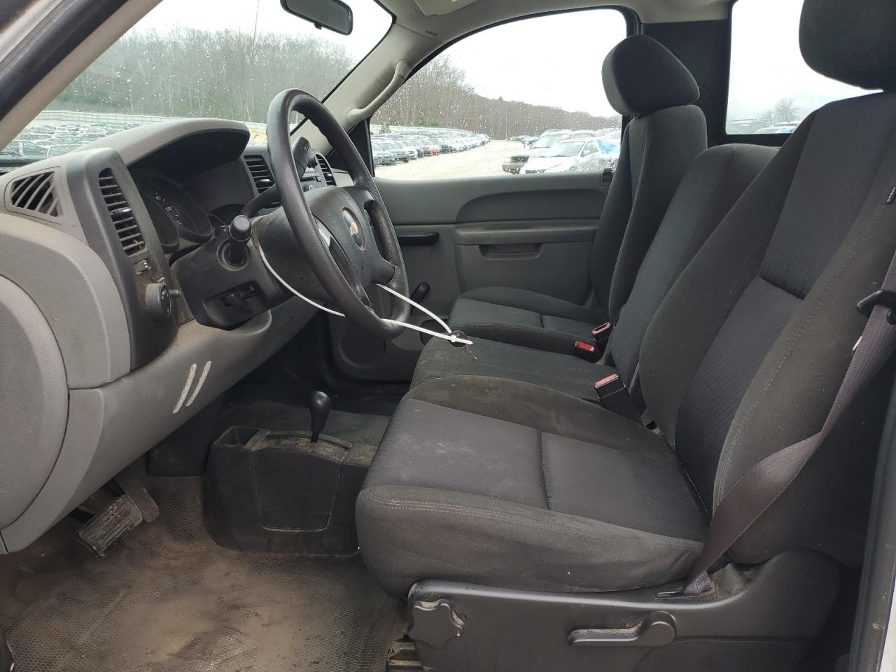 2011 Chevrolet Silverado K1500 VIN: 1GCNKPEA6BZ333375 Lot: 90576365