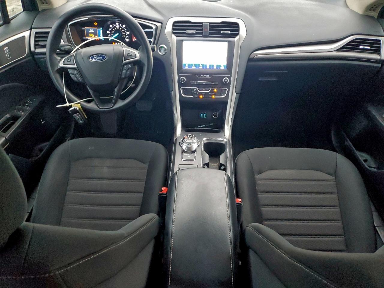 2020 Ford Fusion Se VIN: 3FA6P0LUXLR215500 Lot: 94502255